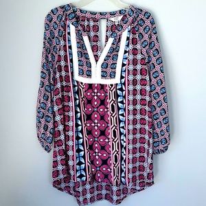 Crown & ivy three-quarter length sleeve blouse, size medium